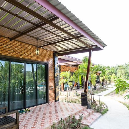 Siri Lanta Resort Koh Lanta Bagian luar foto
