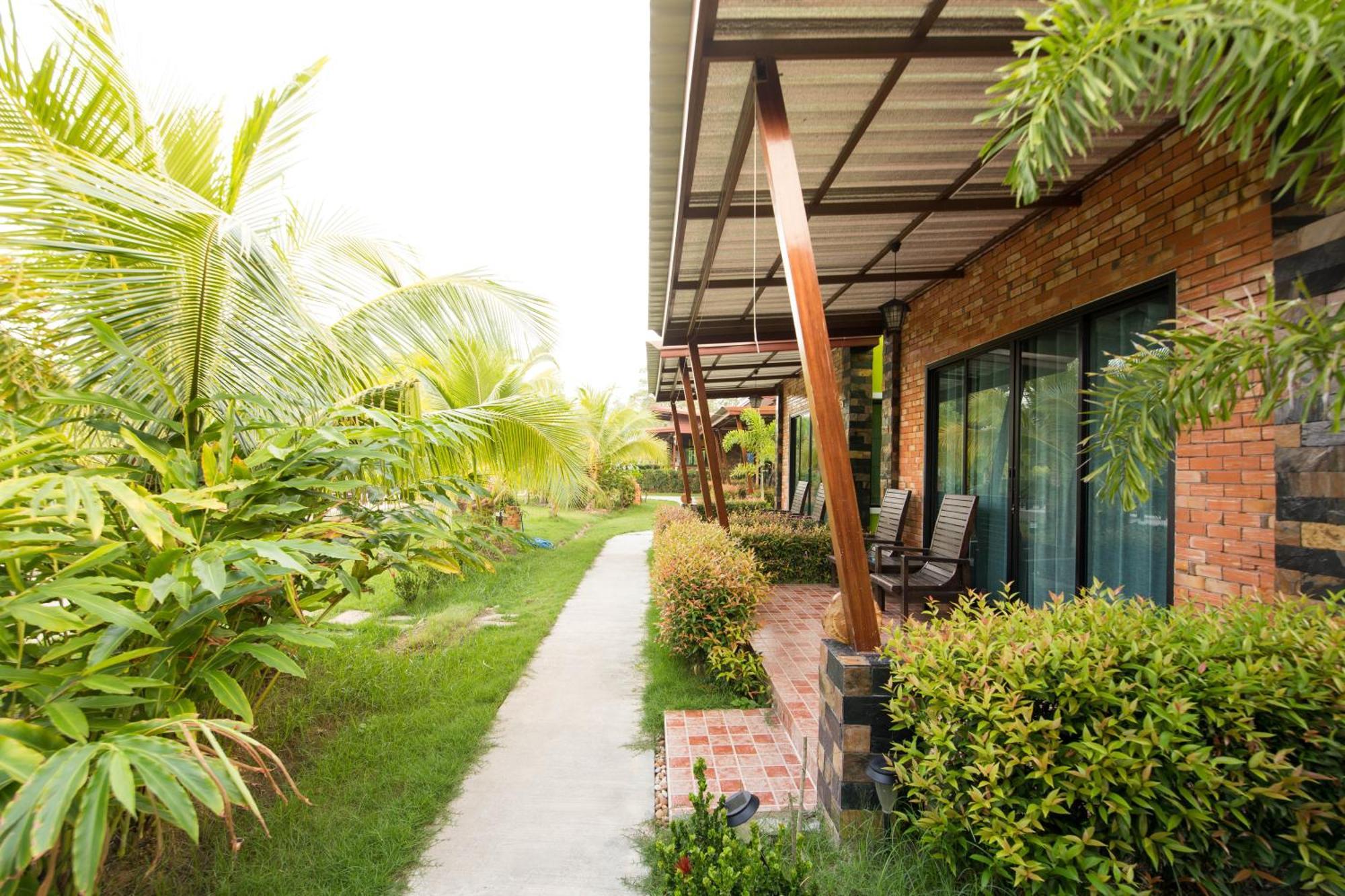 Siri Lanta Resort Koh Lanta Bagian luar foto